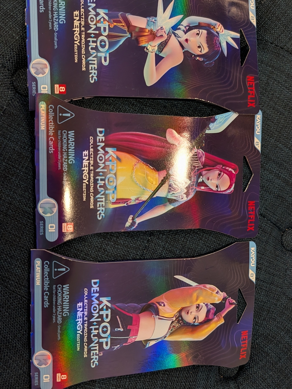 Netflix K-POP Demon Hunters Collectible Card Packs – Purple Holographic Artwork